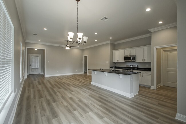 7126 Kenilworth Crossing Ave in Baton Rouge, LA - Building Photo - Building Photo
