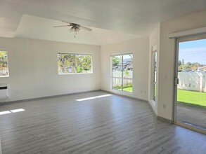 94-650-650 Lumiauau St in Waipahu, HI - Building Photo - Building Photo