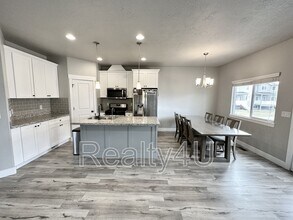 686 S 1803 W in Vineyard, UT - Building Photo - Building Photo