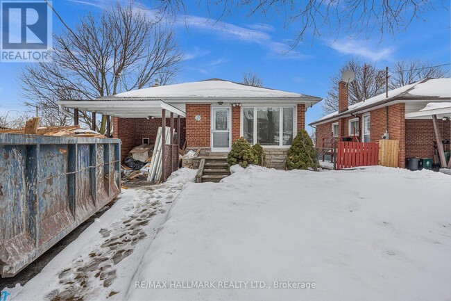 28 Furlong Ct in Toronto, ON - Building Photo - Building Photo