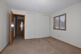 Hub Apartments in Richfield, MN - Building Photo - Building Photo