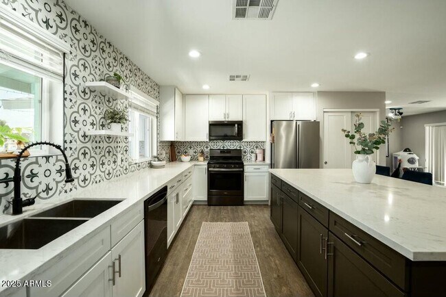 property at 8115 E Cypress St