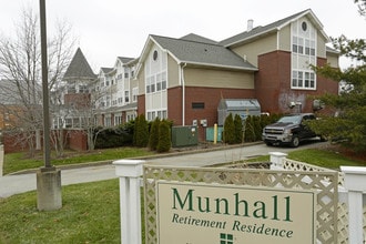 Munhall Retirement Residence in Homestead, PA - Foto de edificio - Building Photo