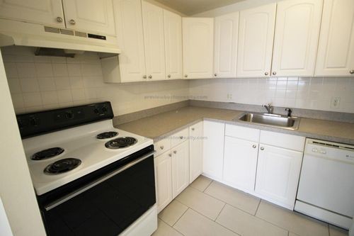 11 Embassy Rd-Unit -GNC4 in Boston, MA - Building Photo - Building Photo