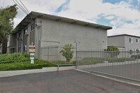 Anniversary Apartments photo'