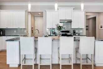 3706 E Clarendon Ave in Phoenix, AZ - Foto de edificio - Building Photo