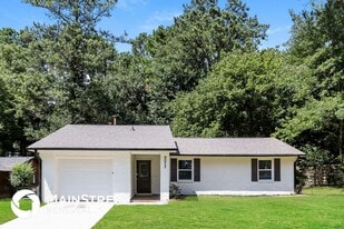 9073 Woodgreen Way in Jonesboro, GA - Building Photo