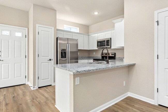 814 Soria Pl