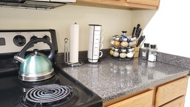 507 NW 39th Rd in Gainesville, FL - Foto de edificio - Building Photo