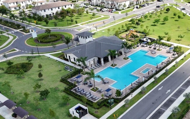 13053 SW 233rd Terrace in Miami, FL - Building Photo - Building Photo