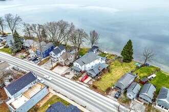 Whitmore House LLC in Whitmore Lake, MI - Building Photo - Building Photo
