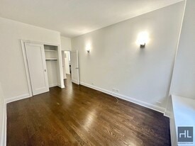 WEST 22 STREET, Unit 3T in New York, NY - Building Photo