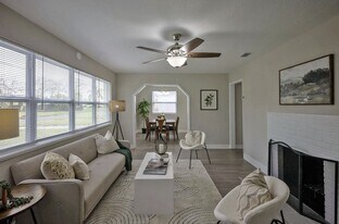5067 French St in Jacksonville, FL - Building Photo