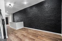 708 N Duncan St photo'