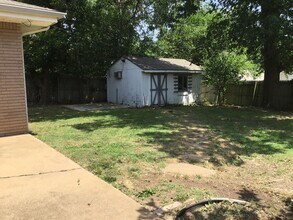 2208 NW 47th St in Oklahoma City, OK - Building Photo - Building Photo