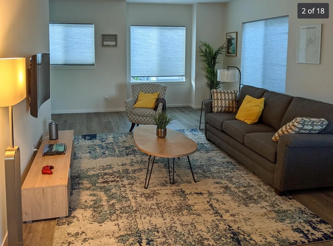 825 NW Highgarden Dr in Bremerton, WA - Building Photo - Building Photo