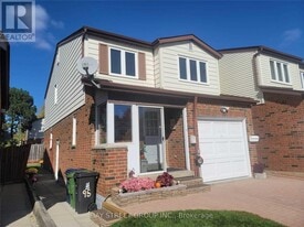 95 Fawndale Crescent in Toronto, ON - Building Photo