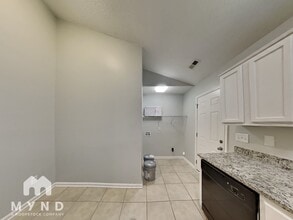 9625 Farmridge Ln in Matthews, NC - Building Photo - Building Photo