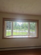 275 Strong St in Amherst, MA - Building Photo - Building Photo