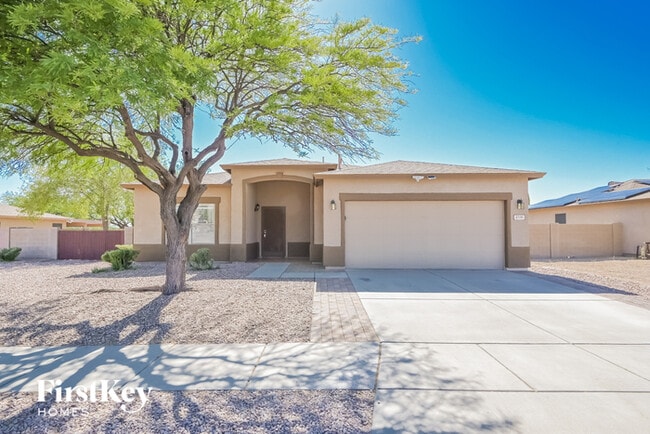 property at 2116 S Thunder Tanner Dr