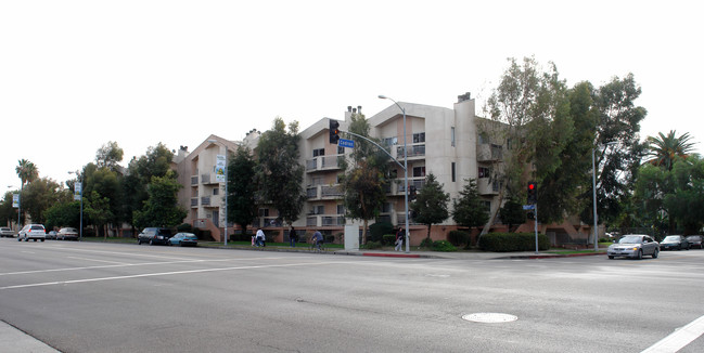 Nordhoff Tower Apartments in Panorama City, CA - Building Photo - Building Photo