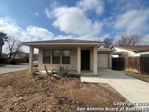 7703 Chatsworth in San Antonio, TX - Building Photo