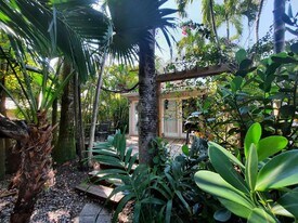 3084 Jefferson St in Miami, FL - Building Photo