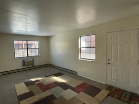 76-15 166th St, Unit 1st Floor in Queens, NY - Building Photo