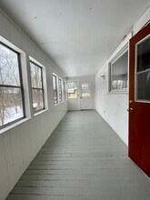 128 Washington St, Unit 1 in Manlius, NY - Foto de edificio - Building Photo