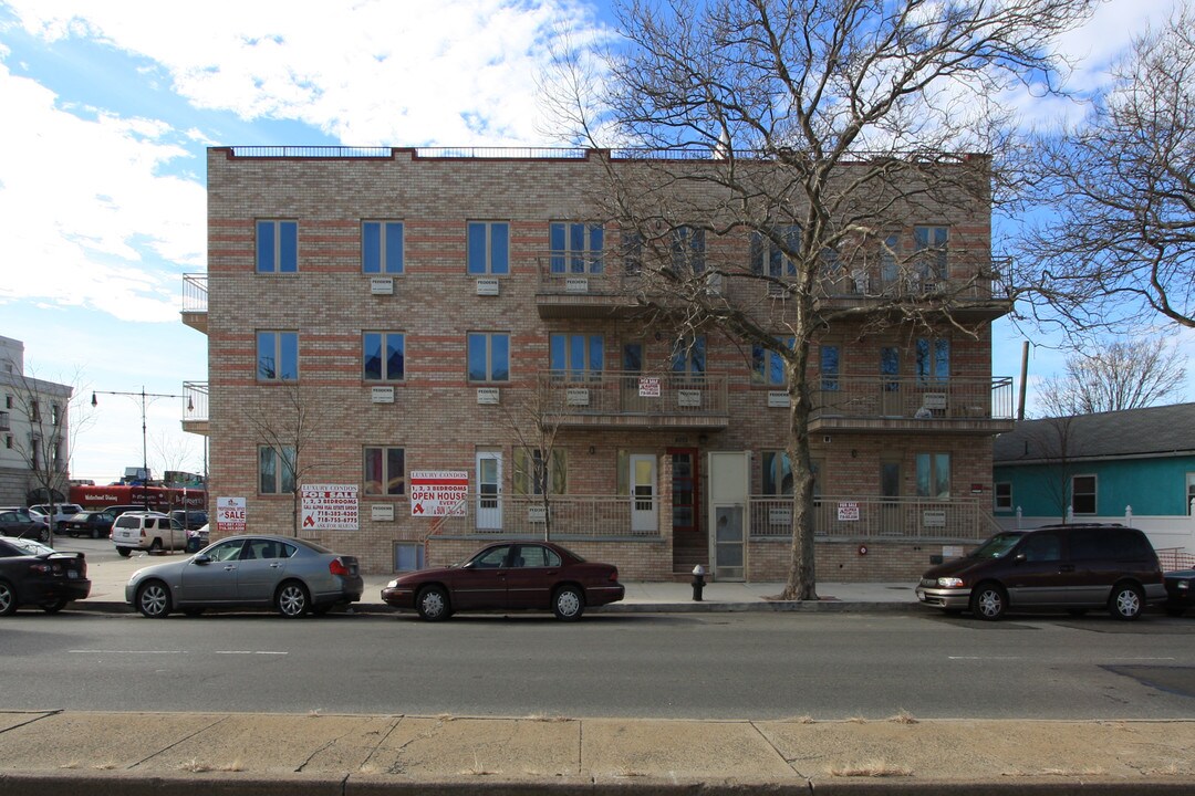 4078 Nostrand Ave in Brooklyn, NY - Foto de edificio