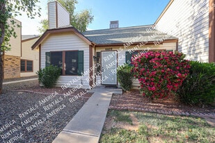 6609 W Kingston Ln in Glendale, AZ - Building Photo