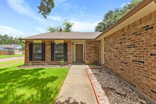 6827 Gettysburg Dr in Richmond, TX - Building Photo