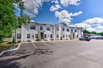 1117 Greenwood Alley in Bowling Green, KY - Building Photo - Building Photo