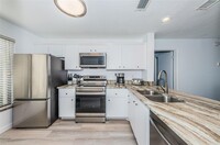 6121 Palma Del Mar Blvd S in St. Petersburg, FL - Building Photo - Building Photo