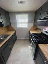 2604 Dorian Dr SW in Snellville, GA - Building Photo - Building Photo