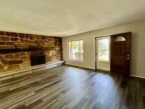 25485 Randolph Rd in Bedford Heights, OH - Building Photo - Building Photo