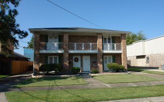 3735 Bunkerhill Dr Apartments