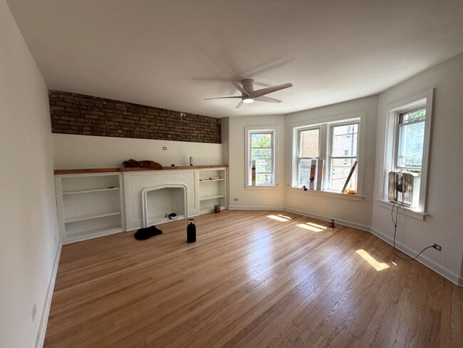 4901 N St Louis Ave in Chicago, IL - Building Photo - Building Photo