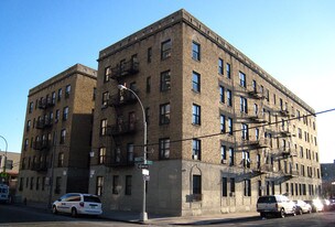 2000 Prospect Ave Apartments