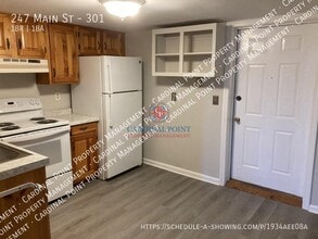 247 Main St in South Berwick, ME - Building Photo - Building Photo