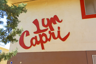 Lyn Capri Apartments in Las Vegas, NV - Building Photo - Building Photo