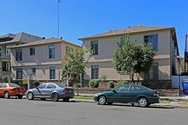 Carol Manor in Sacramento, CA - Building Photo - Building Photo