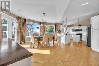 5705 Lombardy Dr in Ottawa, ON - Building Photo - Building Photo