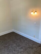 735 E 28th St, Unit 2 in Erie, PA - Building Photo - Building Photo