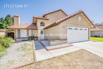 17112 Fern St in Fontana, CA - Building Photo - Building Photo