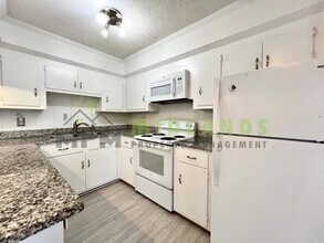 623 Henderson St in Columbia, SC - Building Photo - Building Photo