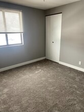 475 W Mae Rose Ave in Holland, MI - Building Photo - Building Photo