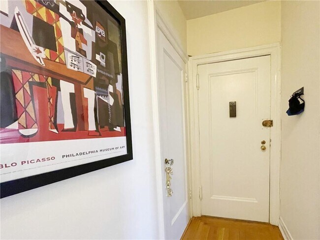 64 Sagamore Rd in Bronxville, NY - Building Photo - Building Photo