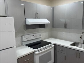 13250 SW 4th Ct in Pembroke Pines, FL - Building Photo - Building Photo