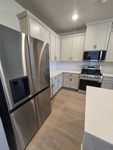 4833 Autumn Leaf Dr in Timnath, CO - Building Photo - Building Photo